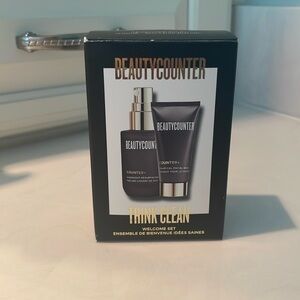 BeautyCounter Overnight Resurfacing Peel and Charcoal facial mask .5 Fl Oz. Set